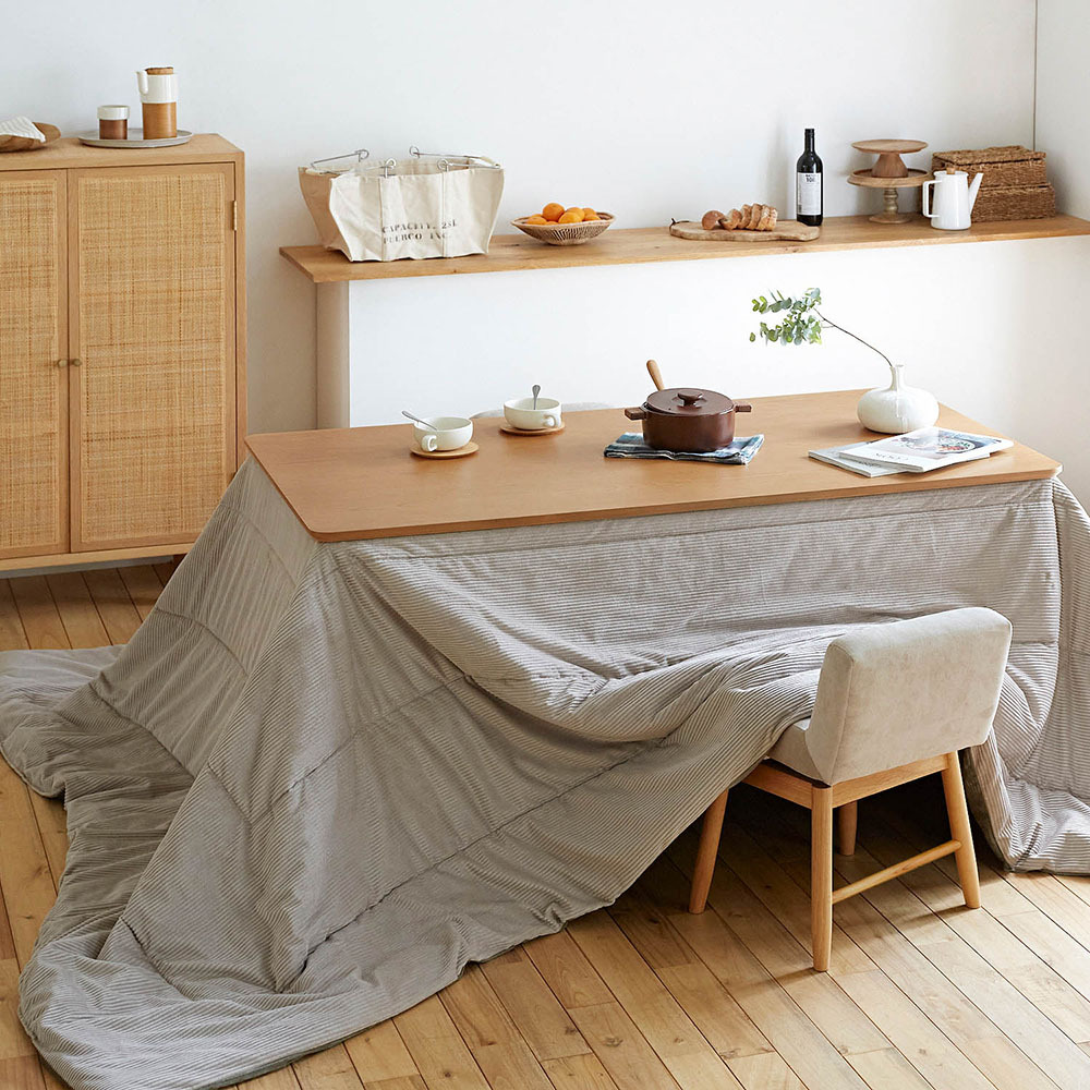 幅150cm／30cmの継ぎ脚使用時