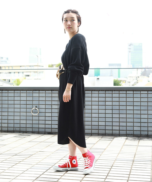 プチカジュアルが旬 スカートとワンピースで作る春のコンバースコーデ12選 Locari ロカリ