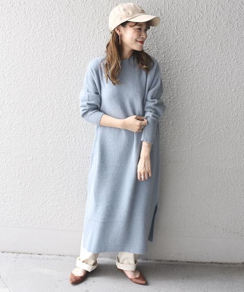 水色ニットコーデ27選 大人可愛い冬ファッションをスタイル別に大公開 Locari ロカリ