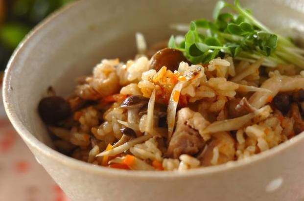 冬に食べたい 炊き込みご飯 絶品簡単レシピ10選 Locari ロカリ