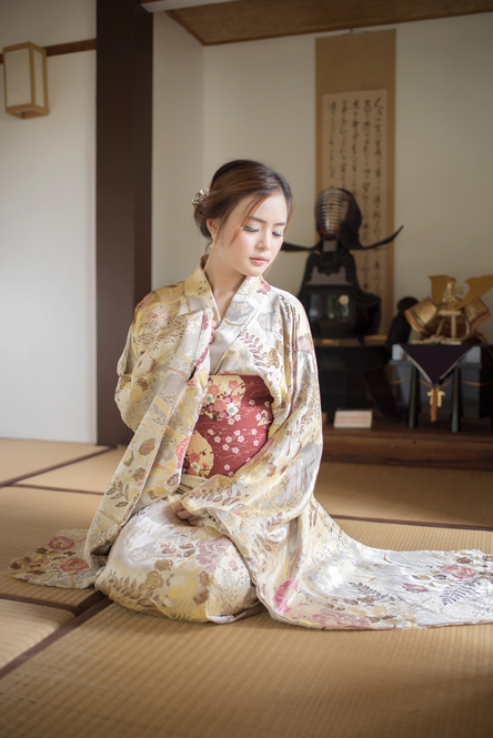 未仕立て 竺仙“伝統的な色で花笑む大和撫子の夏”浴衣 反物
