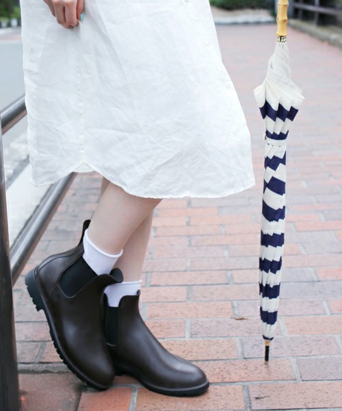 雨の日だっておしゃれに通勤 オフィスに履いていけるレインブーツ9選