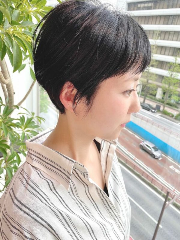 大人女性におすすめの前髪短めボブ《2021》個性的なおしゃれスタイル集 LOCARI（ロカリ）