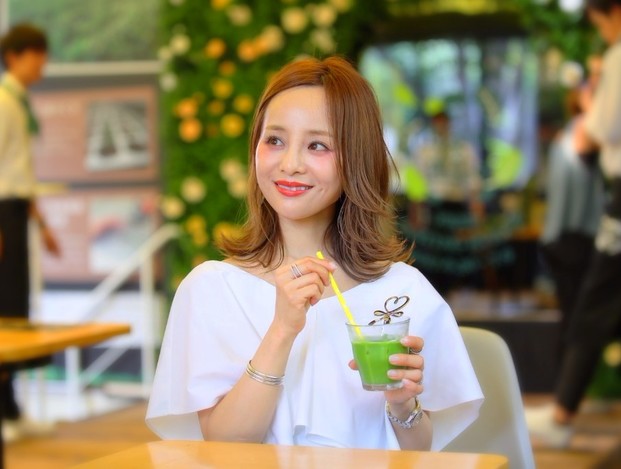 田中亜希子さん密着レポ 噂のq Sai Kale Cafeに行ってきました Locari ロカリ