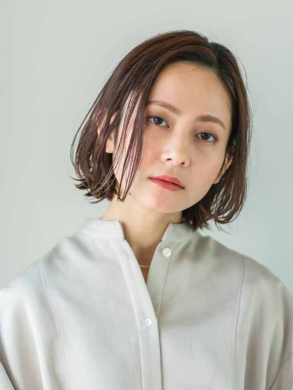 40代だからこそ似合う上品で色っぽいボブヘア 前髪なしで大人女性の魅力を発揮 Locari ロカリ
