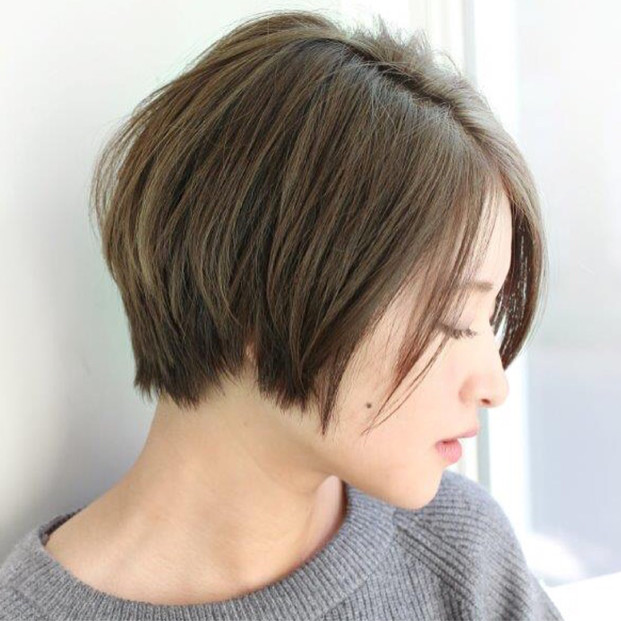 秋冬の褒められ人気色はコレ おしゃれな秋ヘアカラーカタログ Locari ロカリ