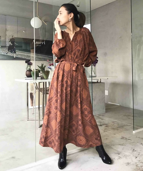 1枚で即クラシカル 花柄ワンピース コーデ術8選 Locari ロカリ