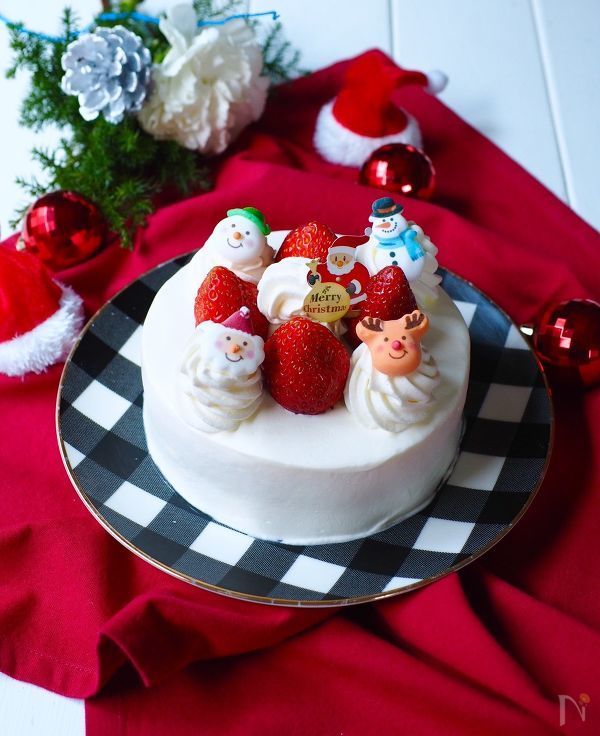 彼に作ってあげたい カップルサイズのミニクリスマスケーキ Locari ロカリ