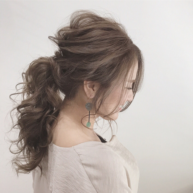 ひと手間であの子と差がつく 春のモテきゅんヘアアレンジ Locari ロカリ