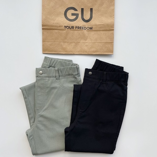 GU ジーユー スーパーストレッチレギンスパンツ - スパッツ