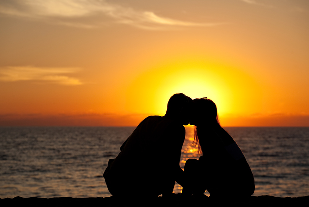 映画のようなキスがしたい 体の芯からとろけるようなロマンティックなキス Locari ロカリ