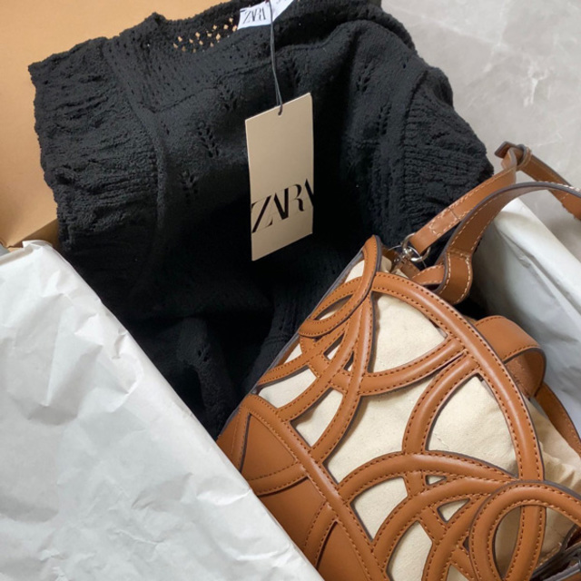 ZARA レザーカットワーク トートバッグ - トートバッグ