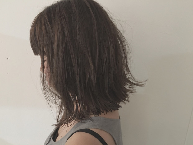 今したい髪型no 1 前下がりロブ がたまらん可愛さ Locari ロカリ